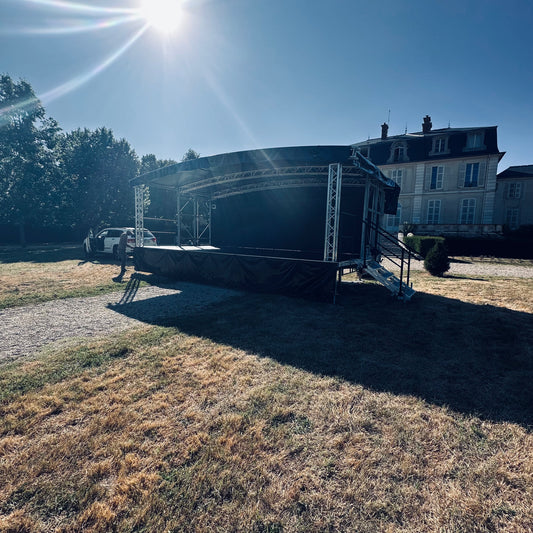 Location Scène Mobile 32m2 - GP LOCO EVENEMENT