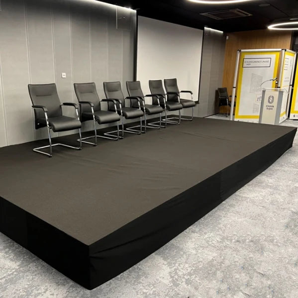 Locationde Scene Habillee Complete