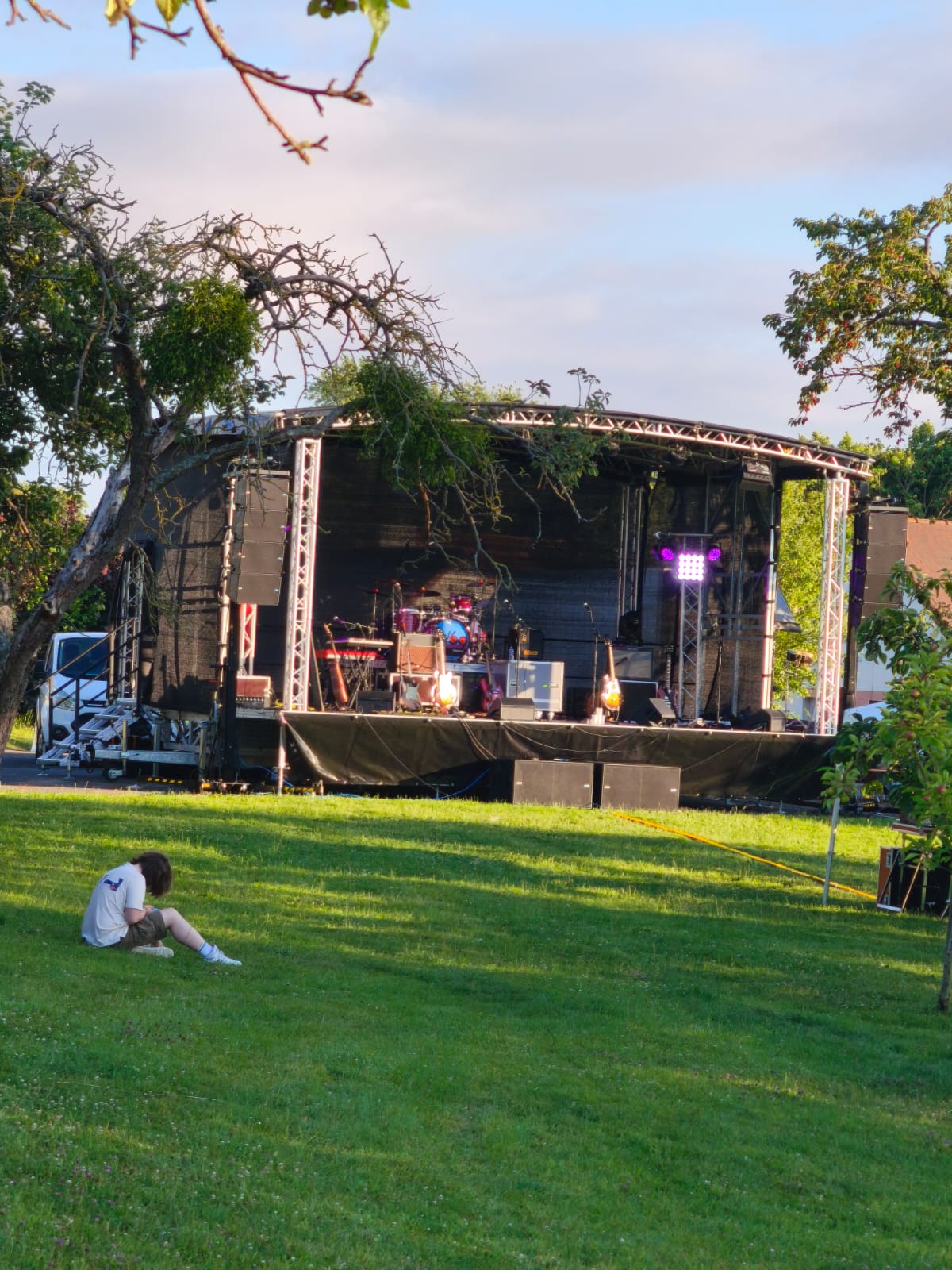 Location Scène Mobile 60m2 - GP LOCO EVENEMENT